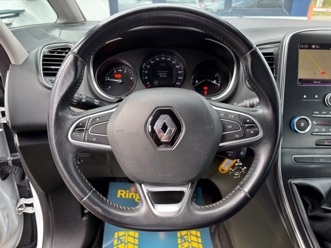 Renault Scenic фото 10