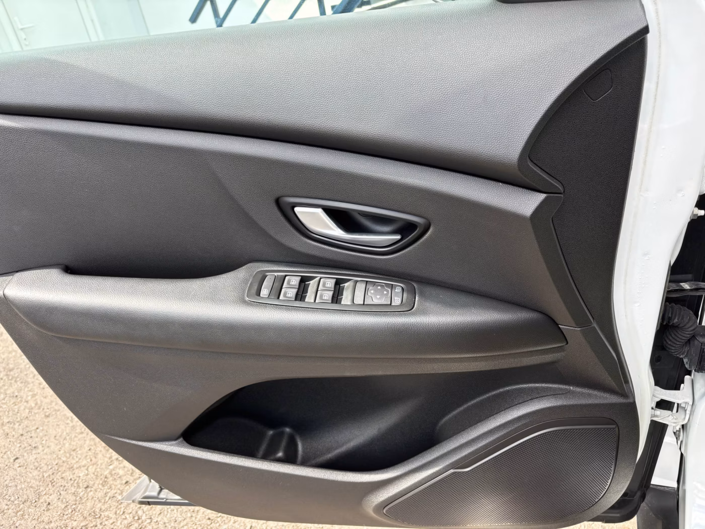 Renault Scenic фото 16