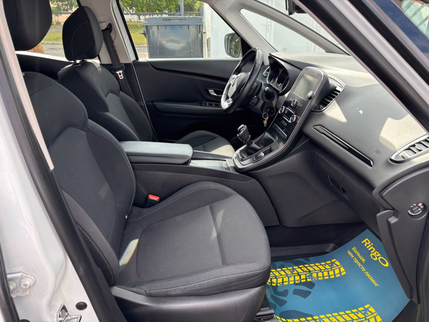 Renault Scenic фото 19