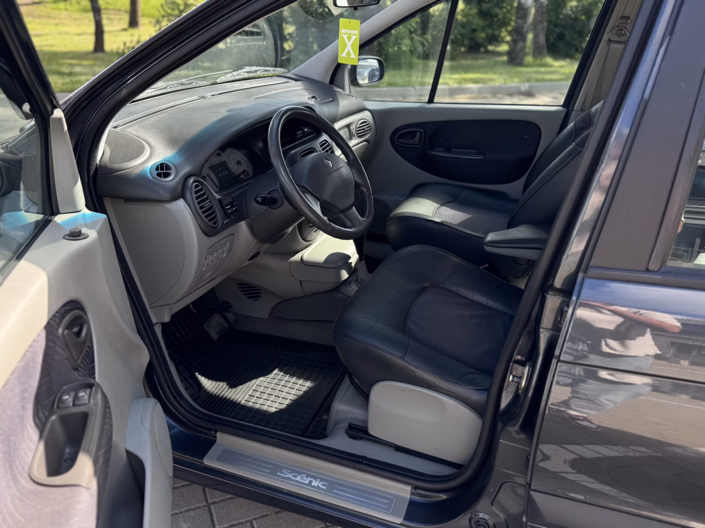 Renault Scenic фото 12