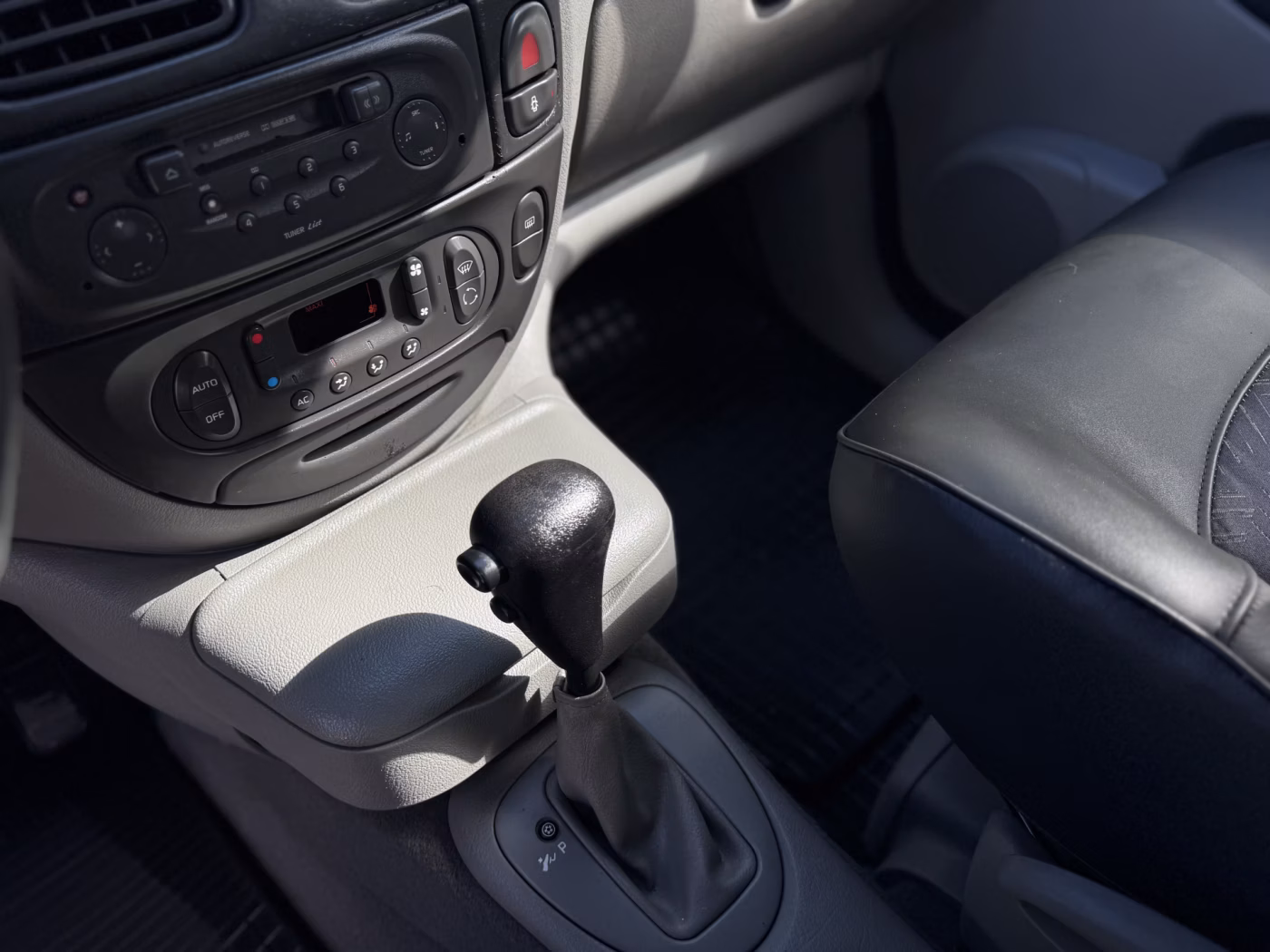 Renault Scenic фото 15