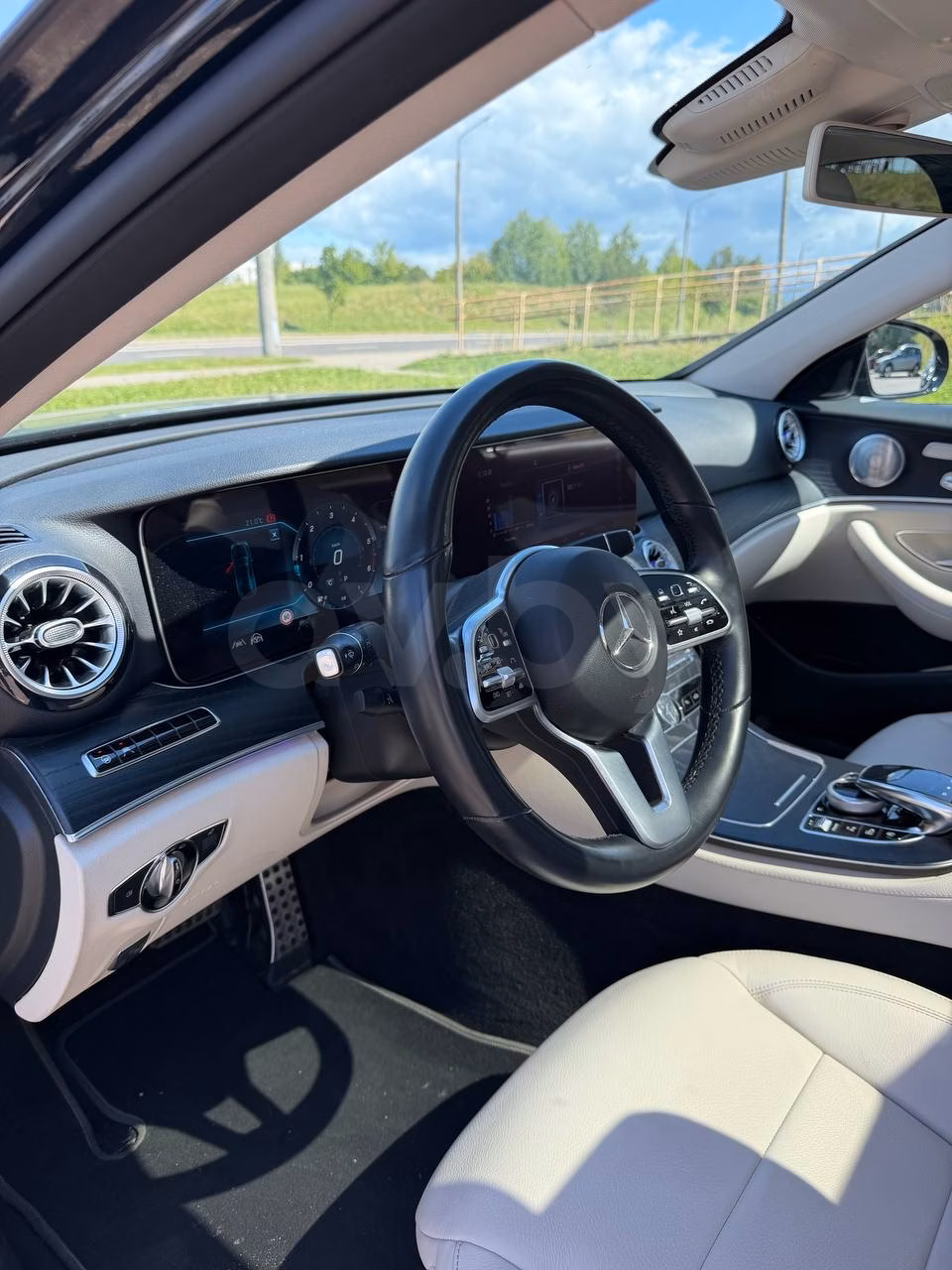 Mercedes-Benz E-Класс фото 6