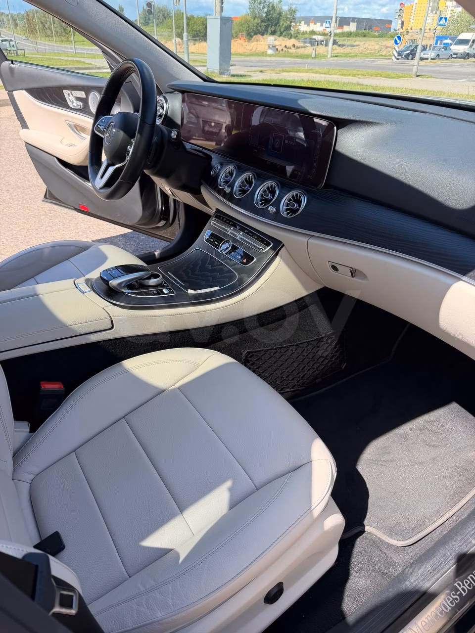 Mercedes-Benz E-Класс фото 10