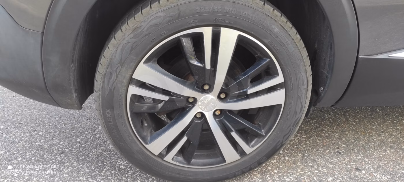 Peugeot 5008 фото 11