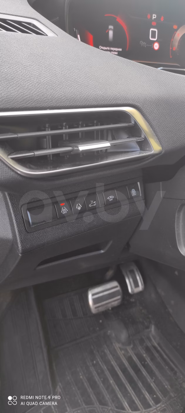 Peugeot 5008 фото 8