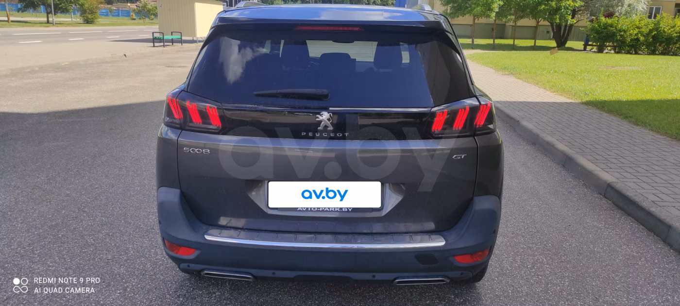 Peugeot 5008 фото 6