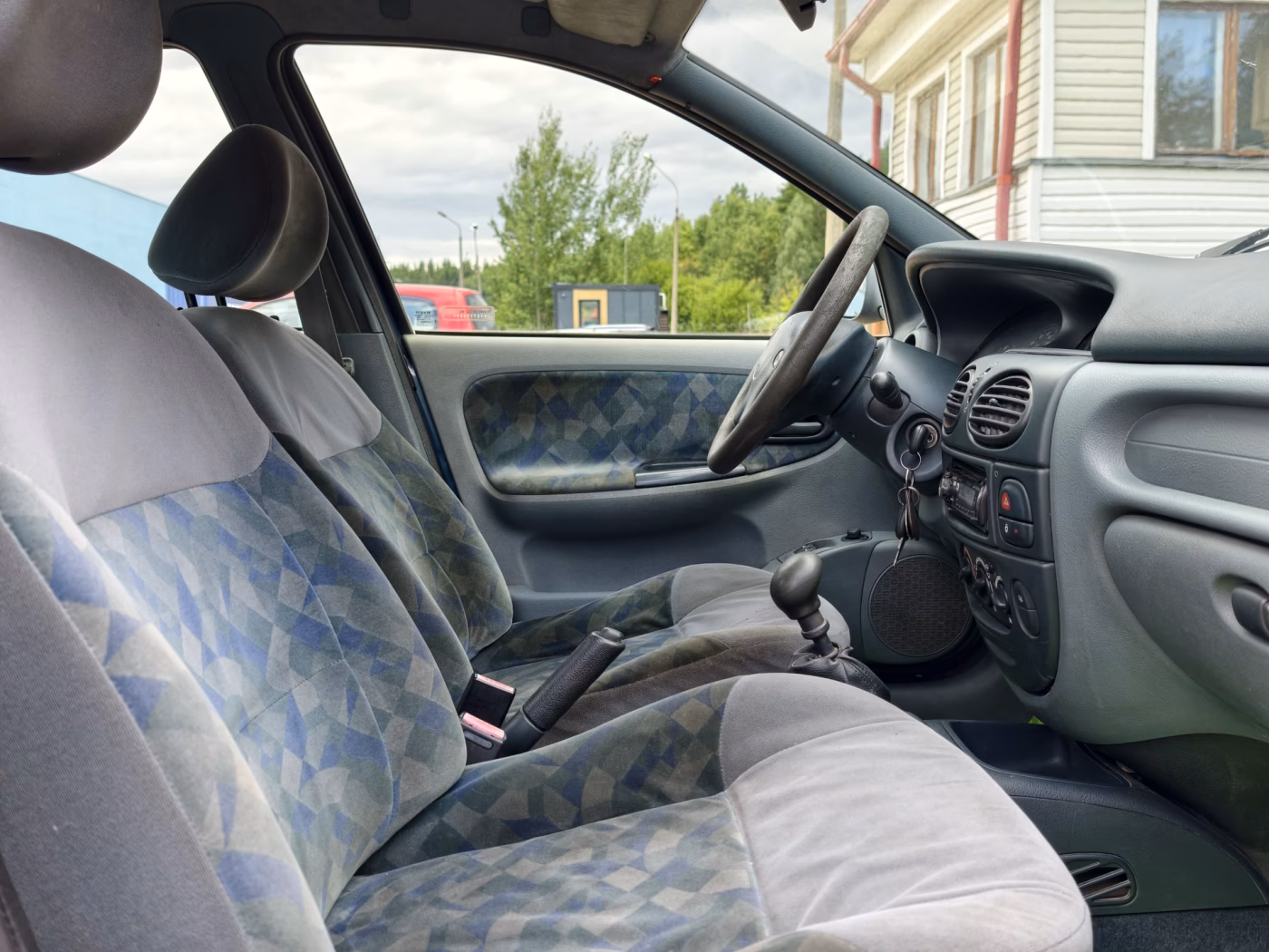 Renault Megane фото 12