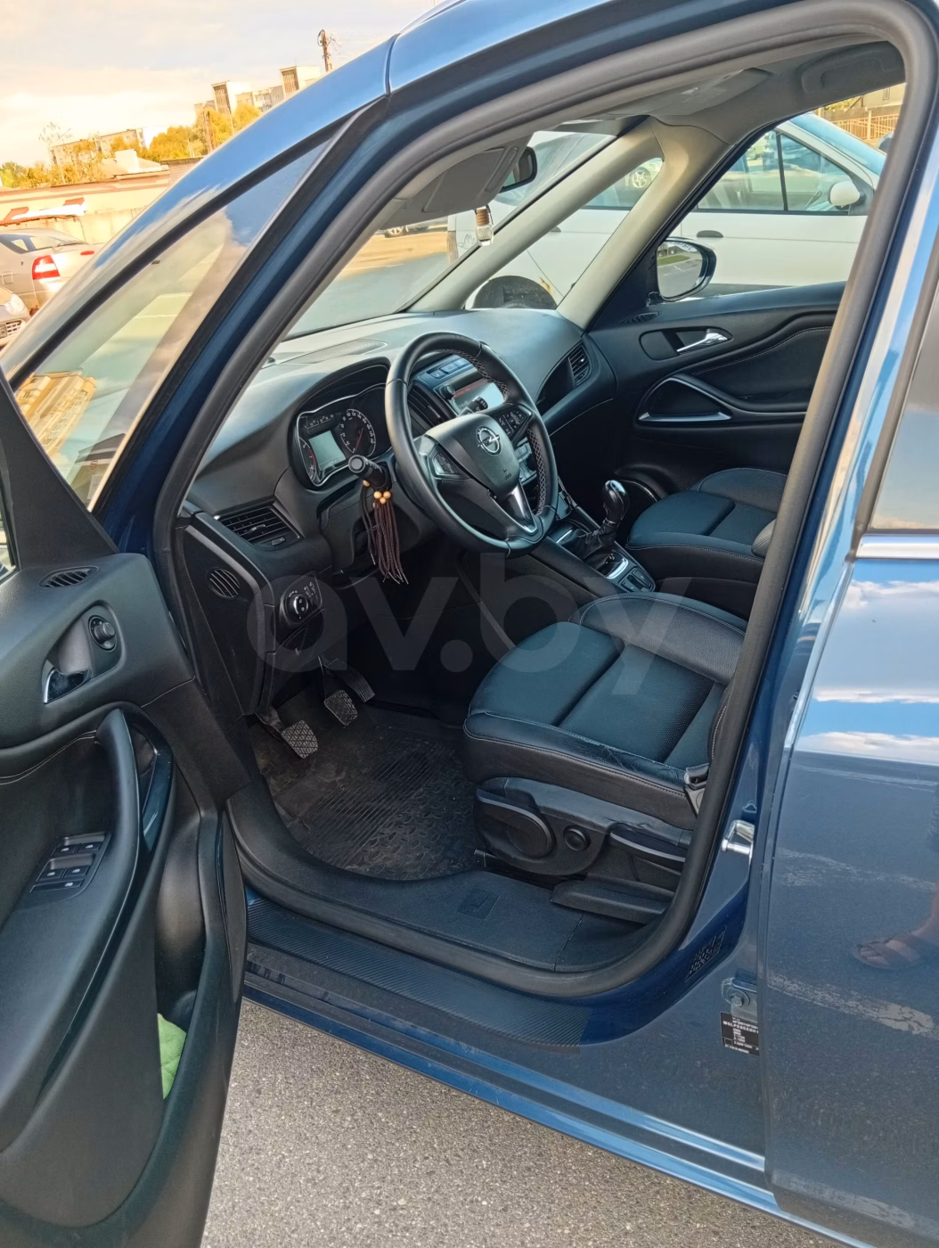 Opel Zafira фото 13