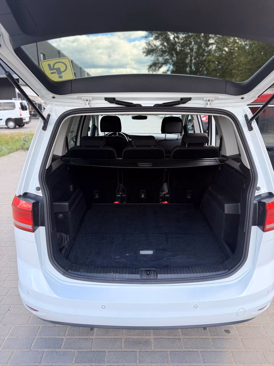 Volkswagen Touran фото 8
