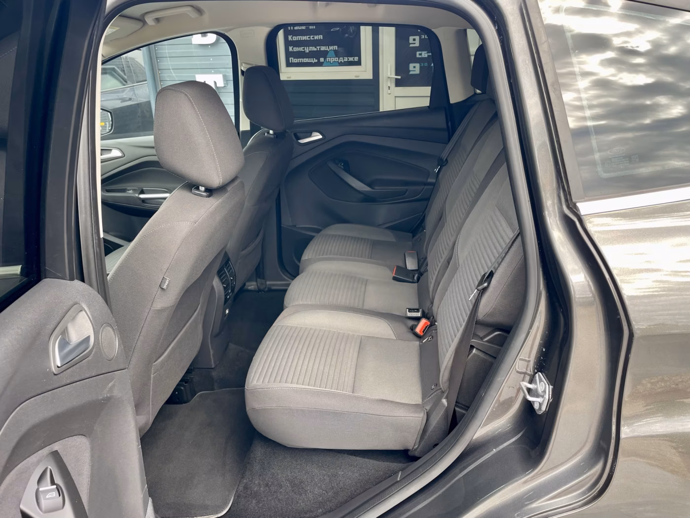 Ford C-MAX фото 21