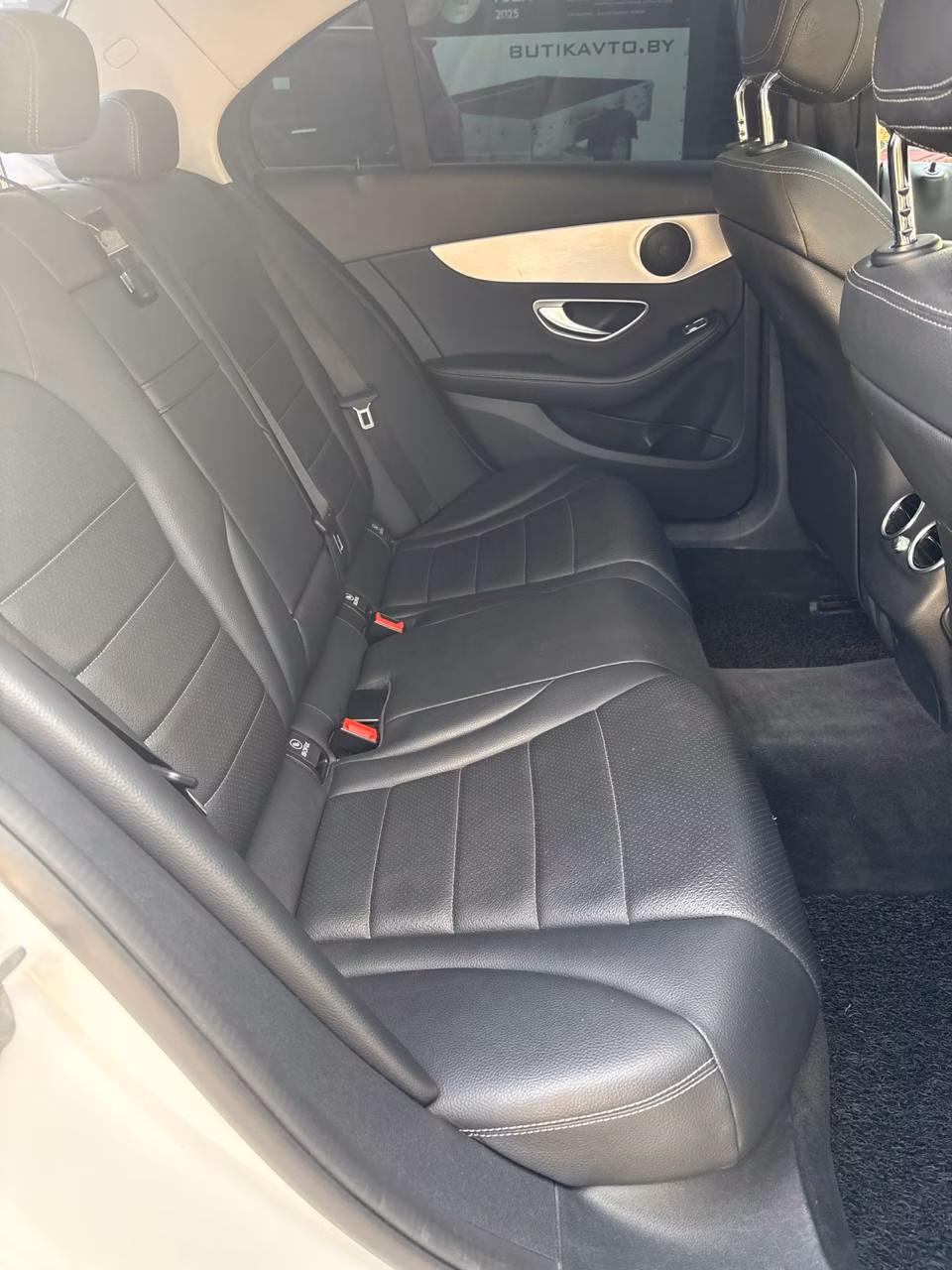 Mercedes-Benz C-Класс фото 11