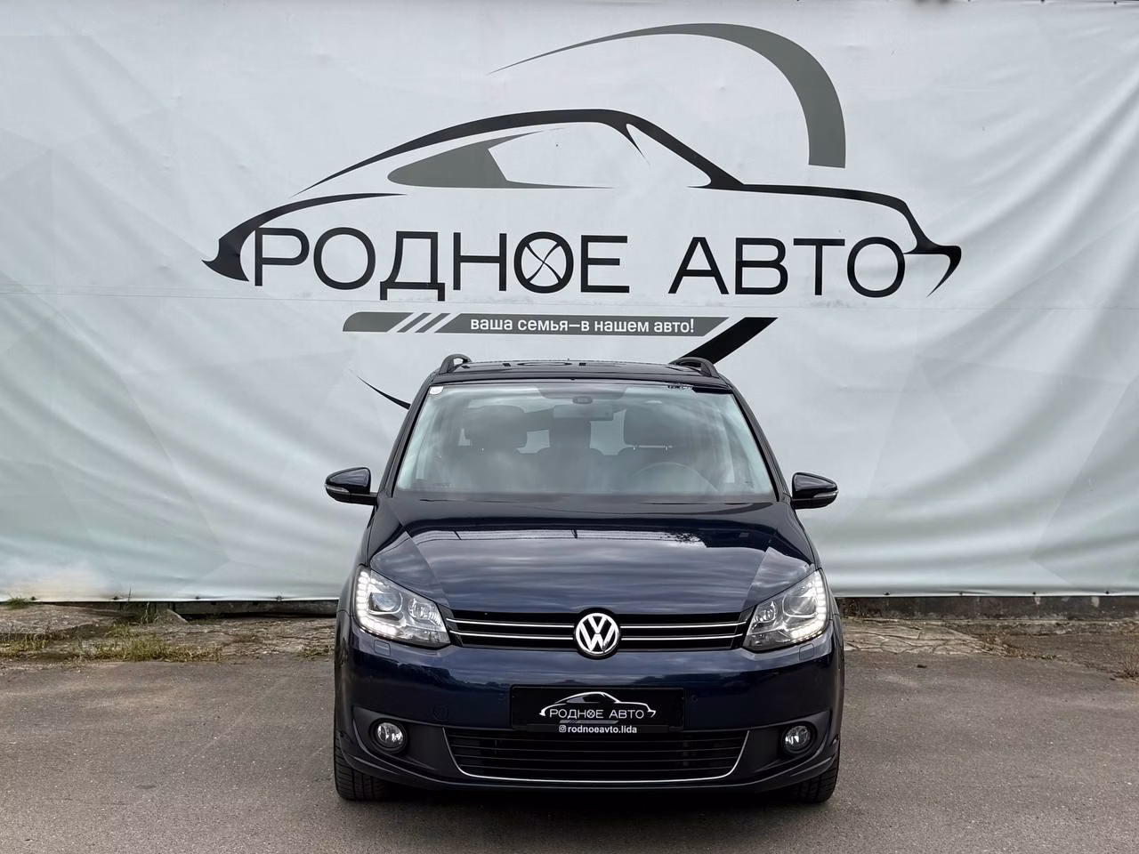 Volkswagen Touran фото 2