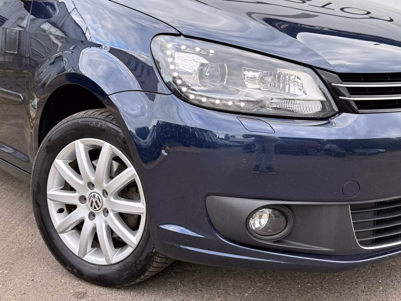 Volkswagen Touran фото 8