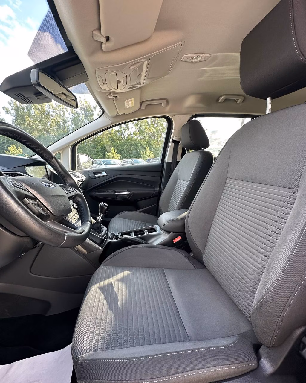 Ford Grand C-Max фото 9