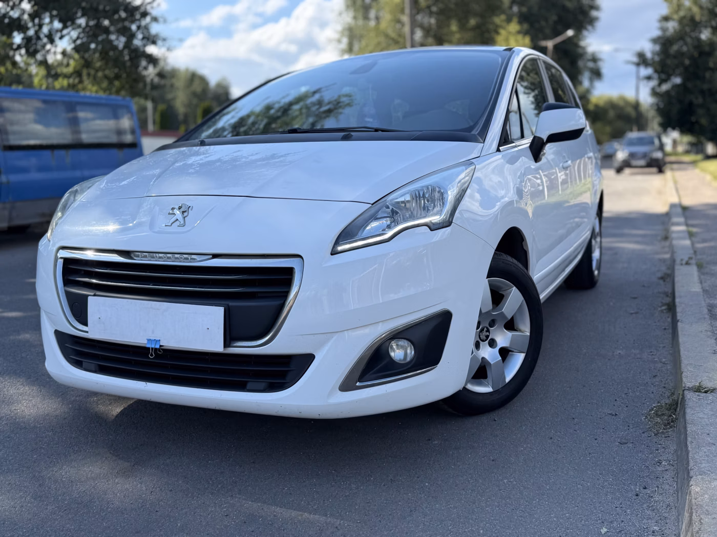 Peugeot 5008