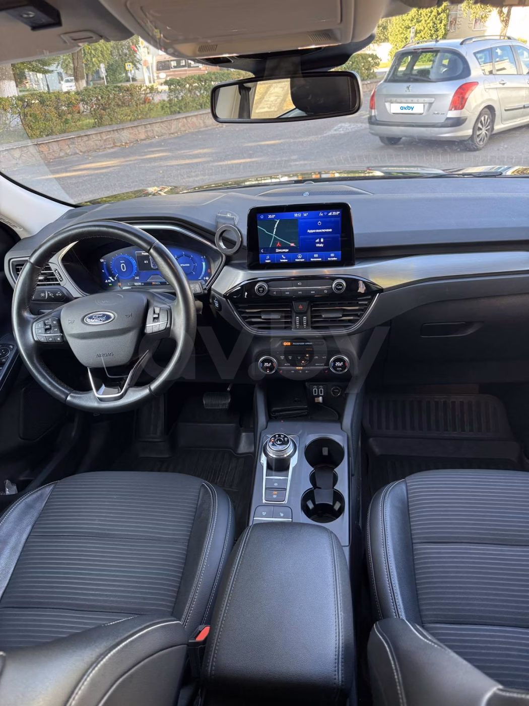 Ford Kuga фото 14