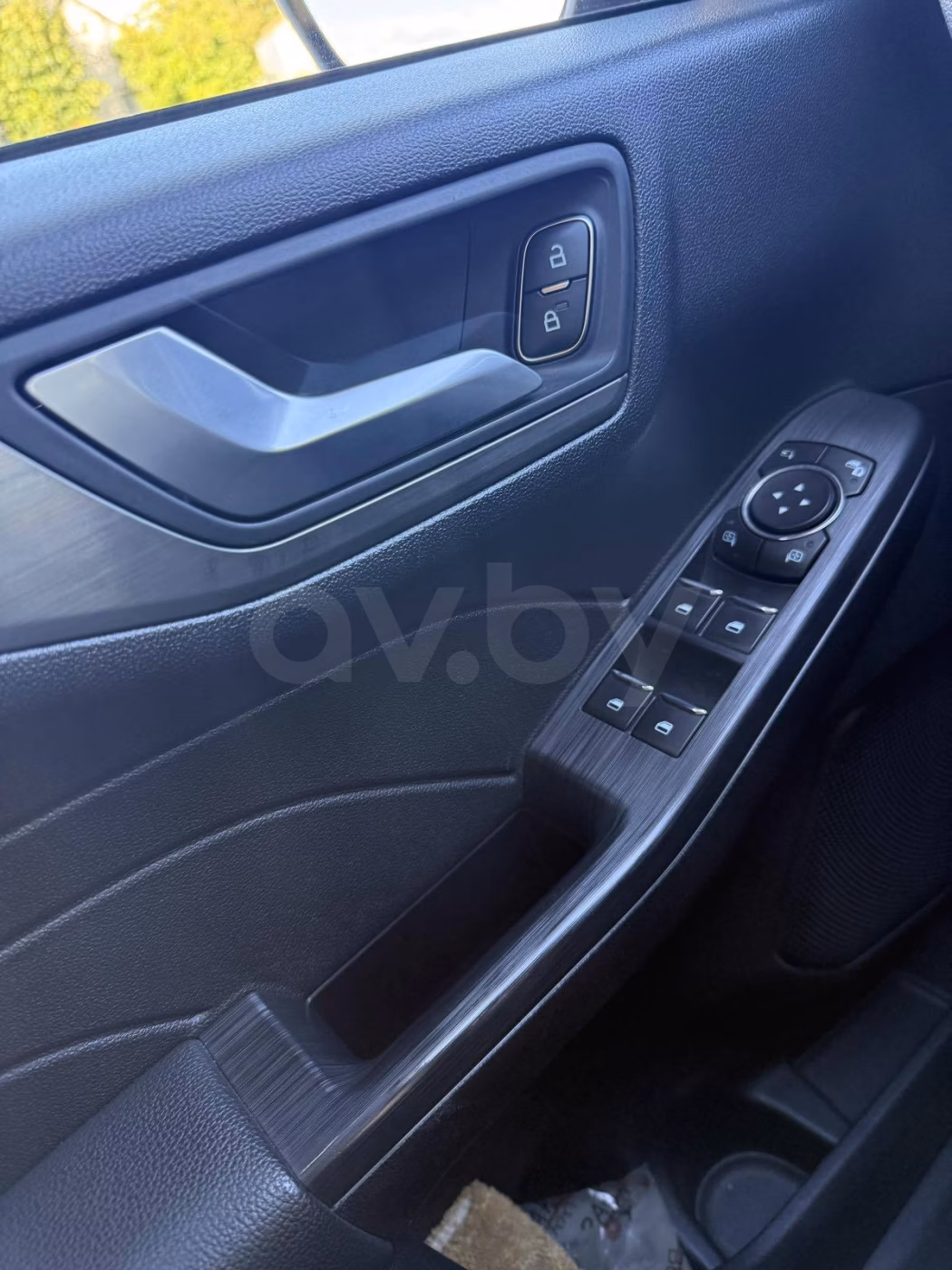Ford Kuga фото 21
