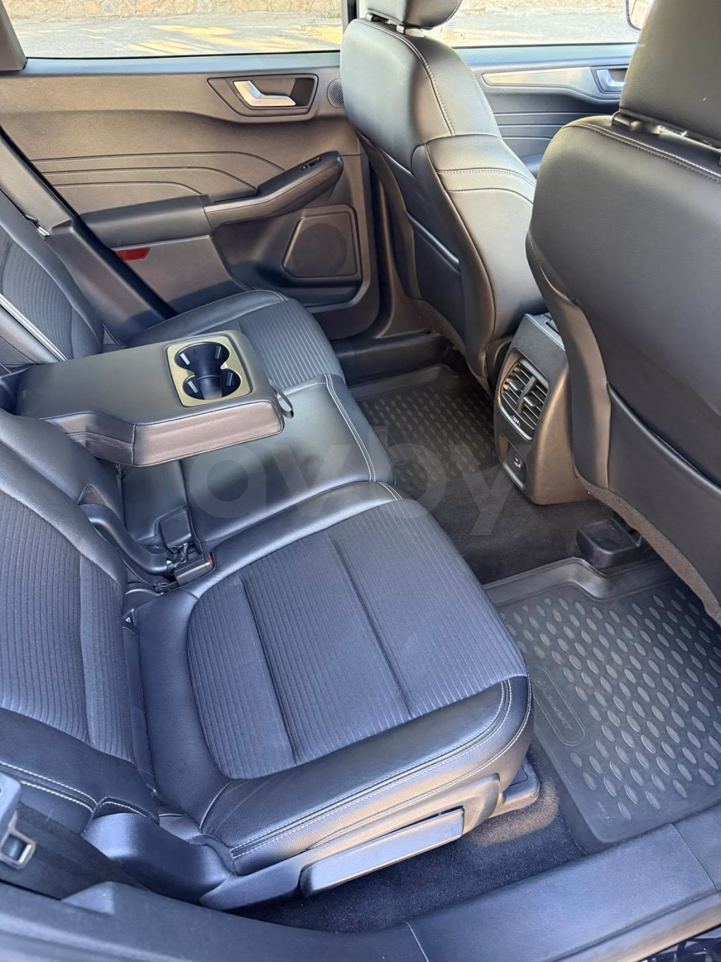 Ford Kuga фото 20