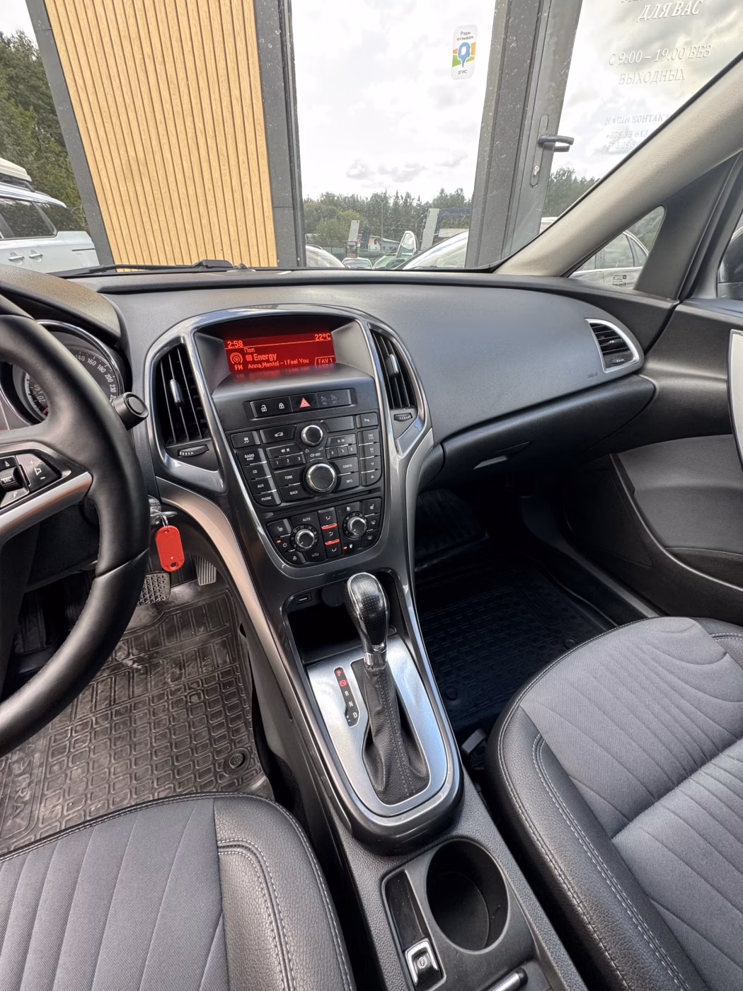 Opel Astra фото 11