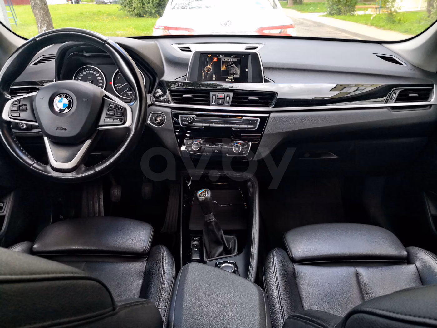 BMW X1 фото 11