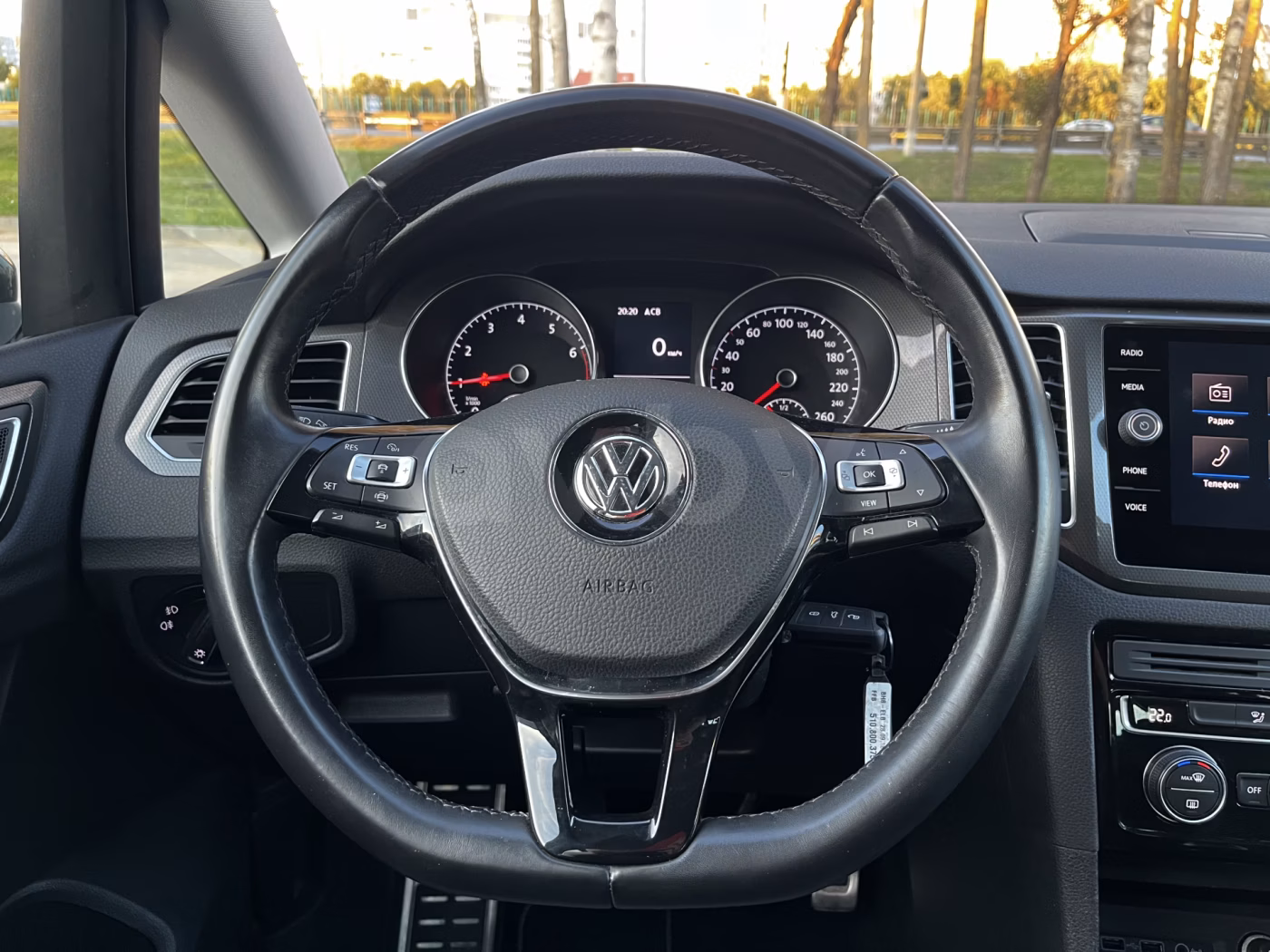 Volkswagen Golf Sportsvan фото 14