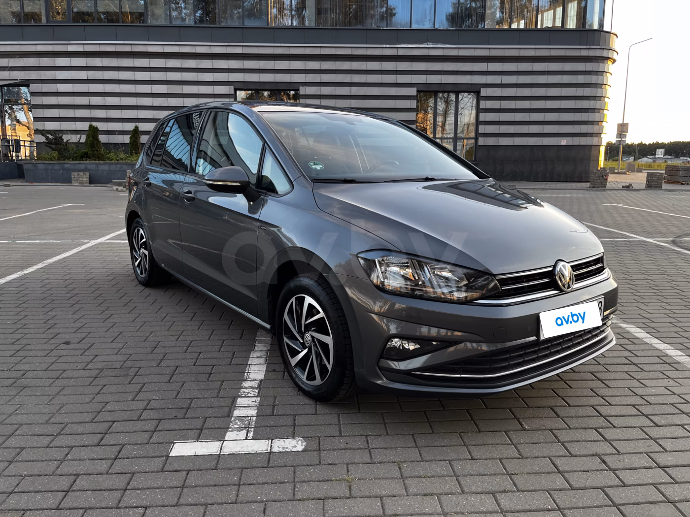 Volkswagen Golf Sportsvan фото 3