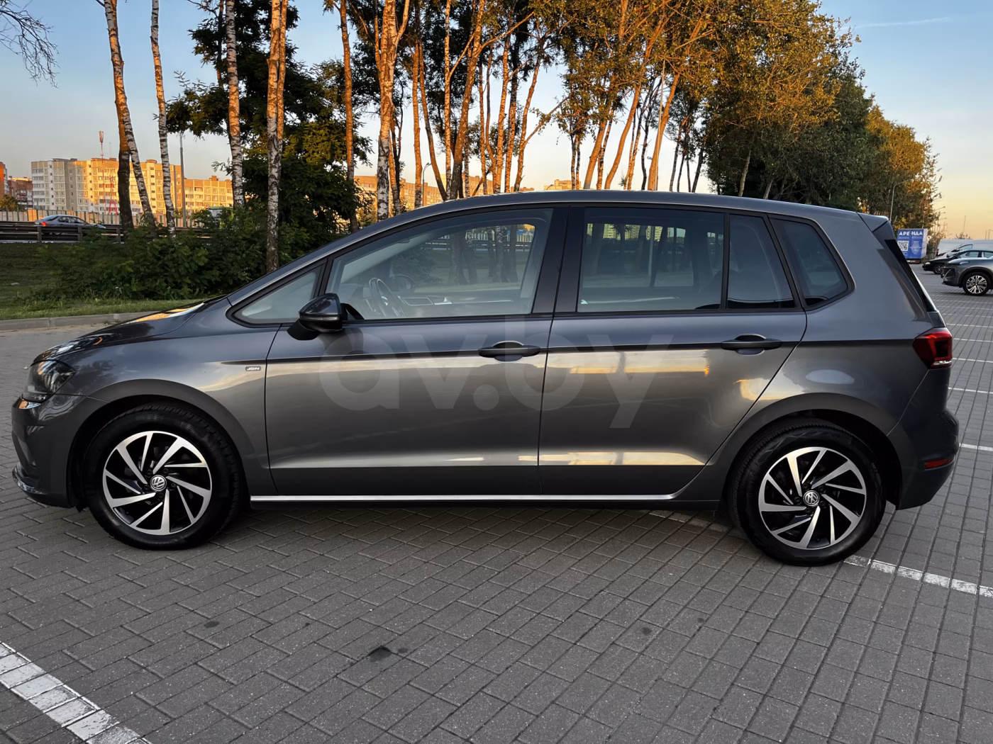 Volkswagen Golf Sportsvan фото 8