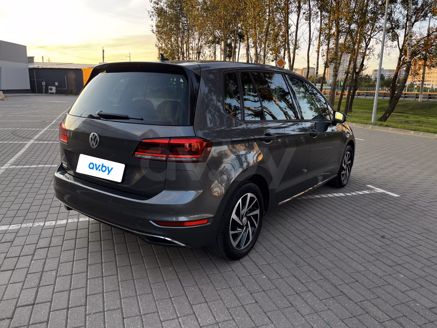 Volkswagen Golf Sportsvan фото 5