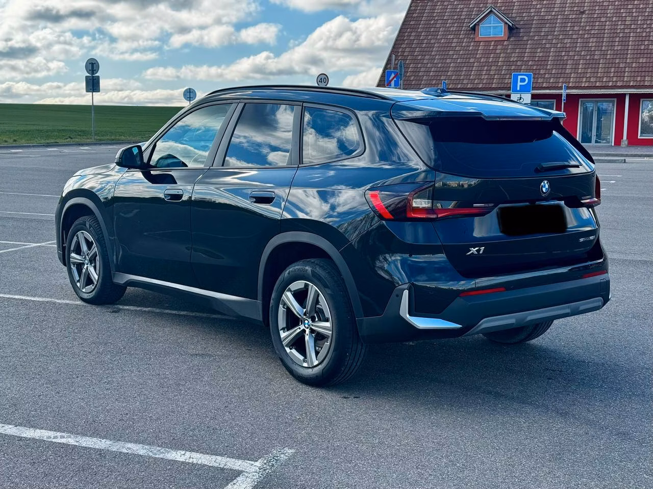 BMW X1 фото 9