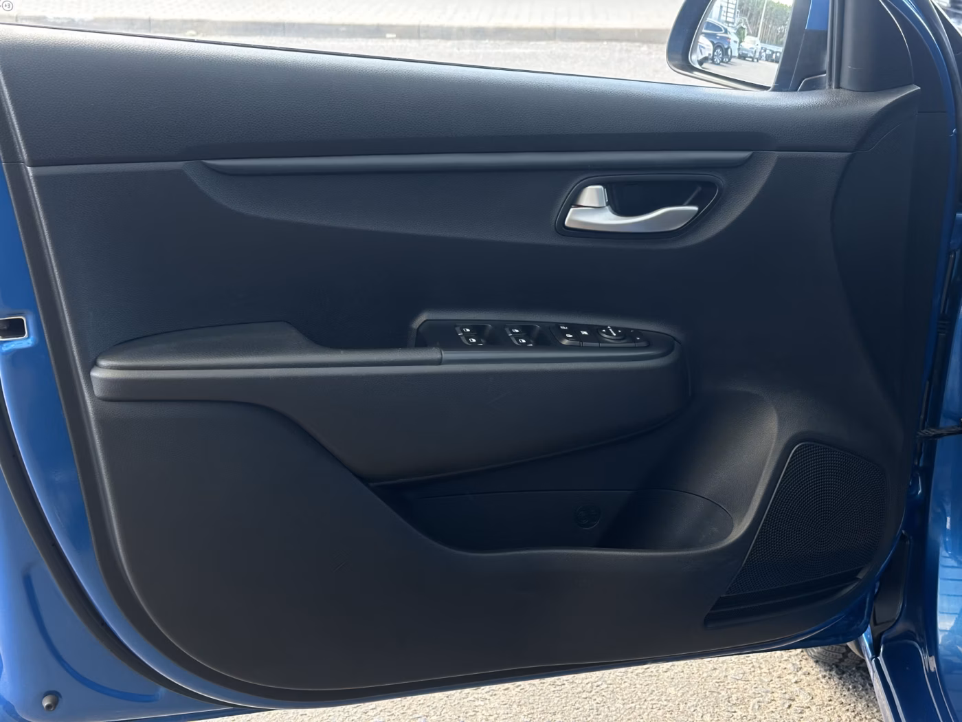 Kia Rio фото 7