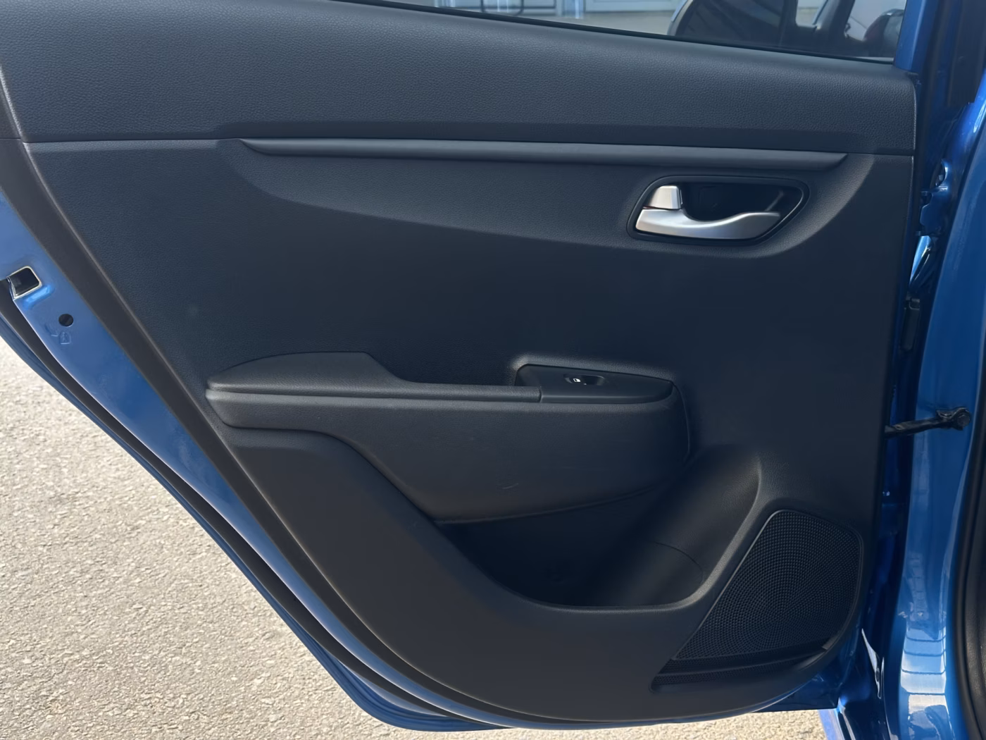 Kia Rio фото 11