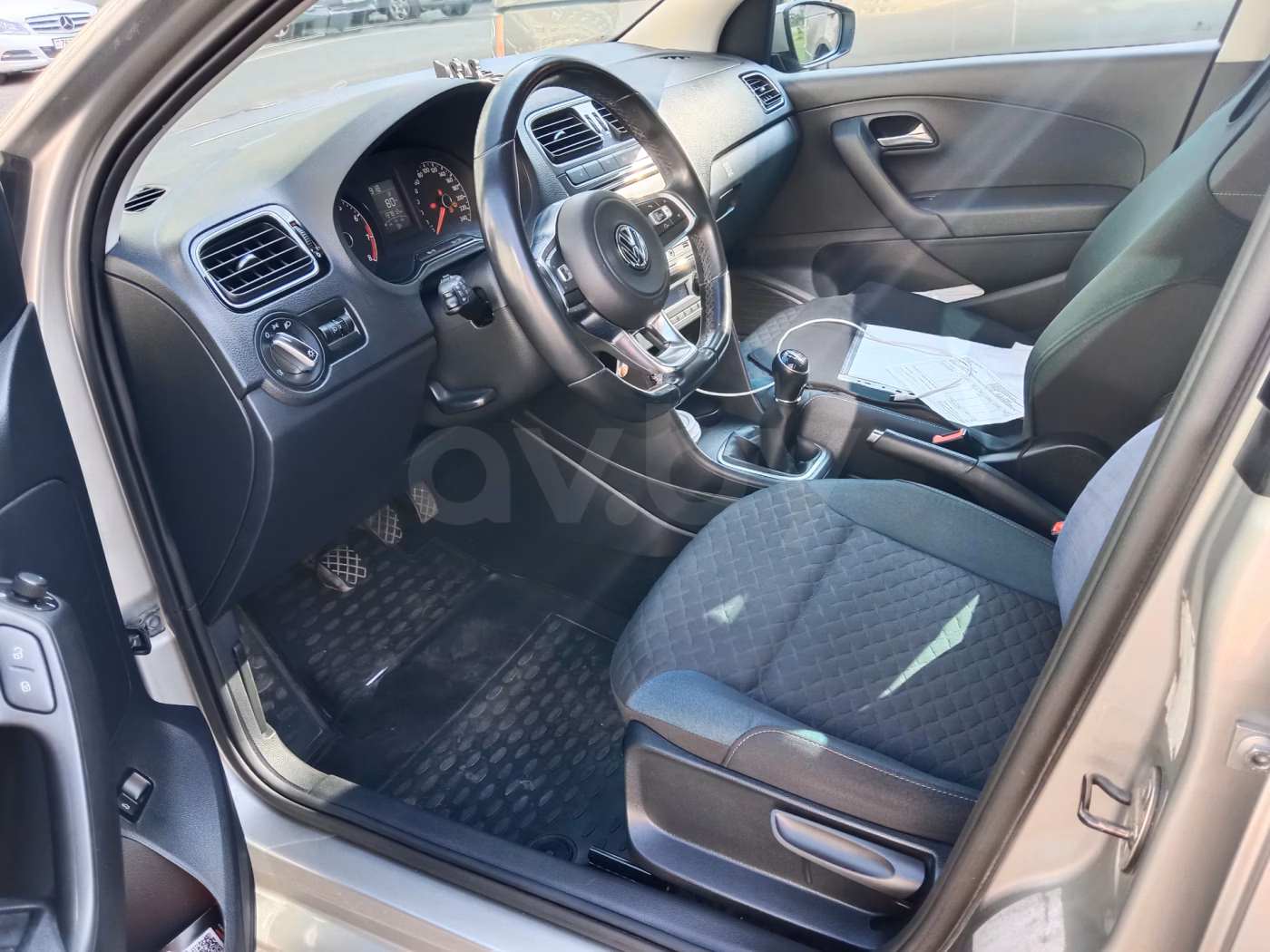 Volkswagen Polo фото 3