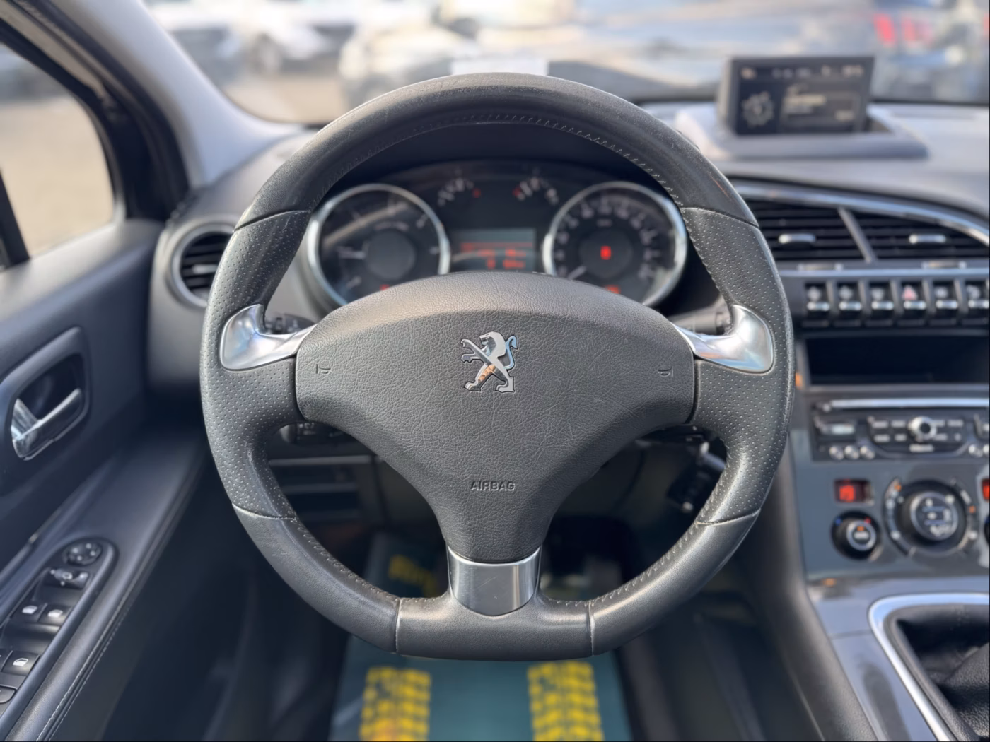 Peugeot 3008 фото 24