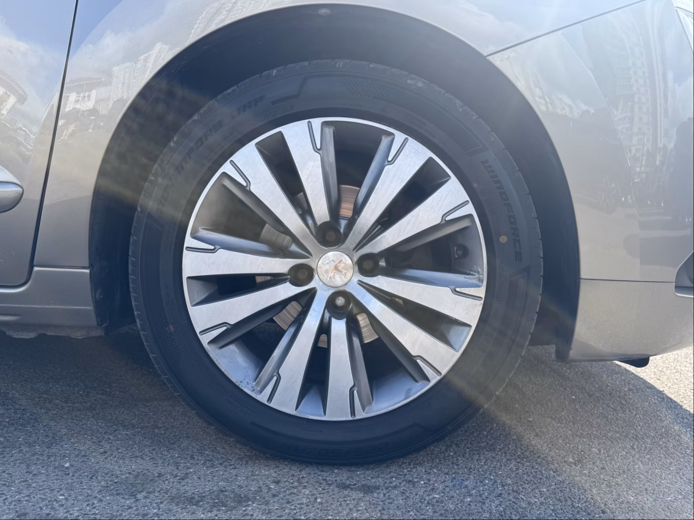 Peugeot 5008 фото 27
