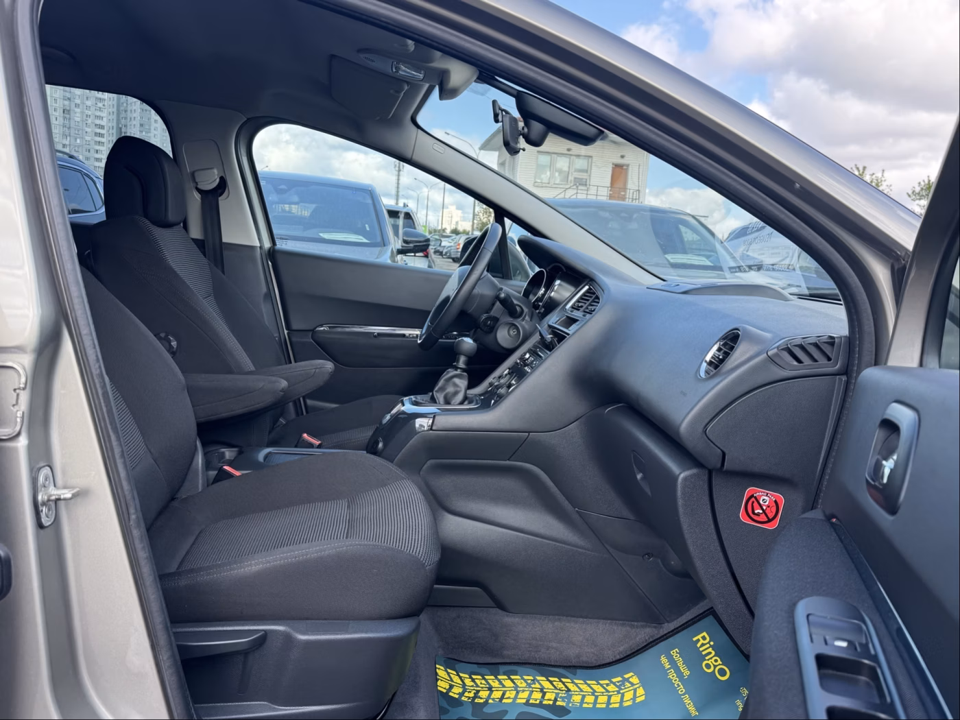 Peugeot 5008 фото 18
