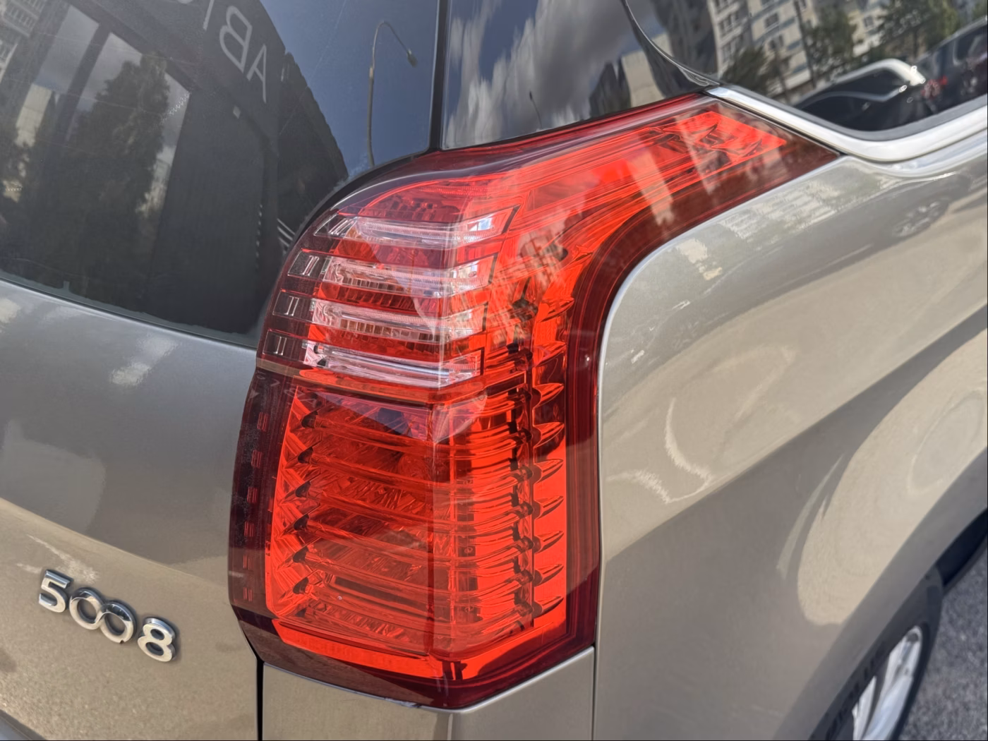 Peugeot 5008 фото 22