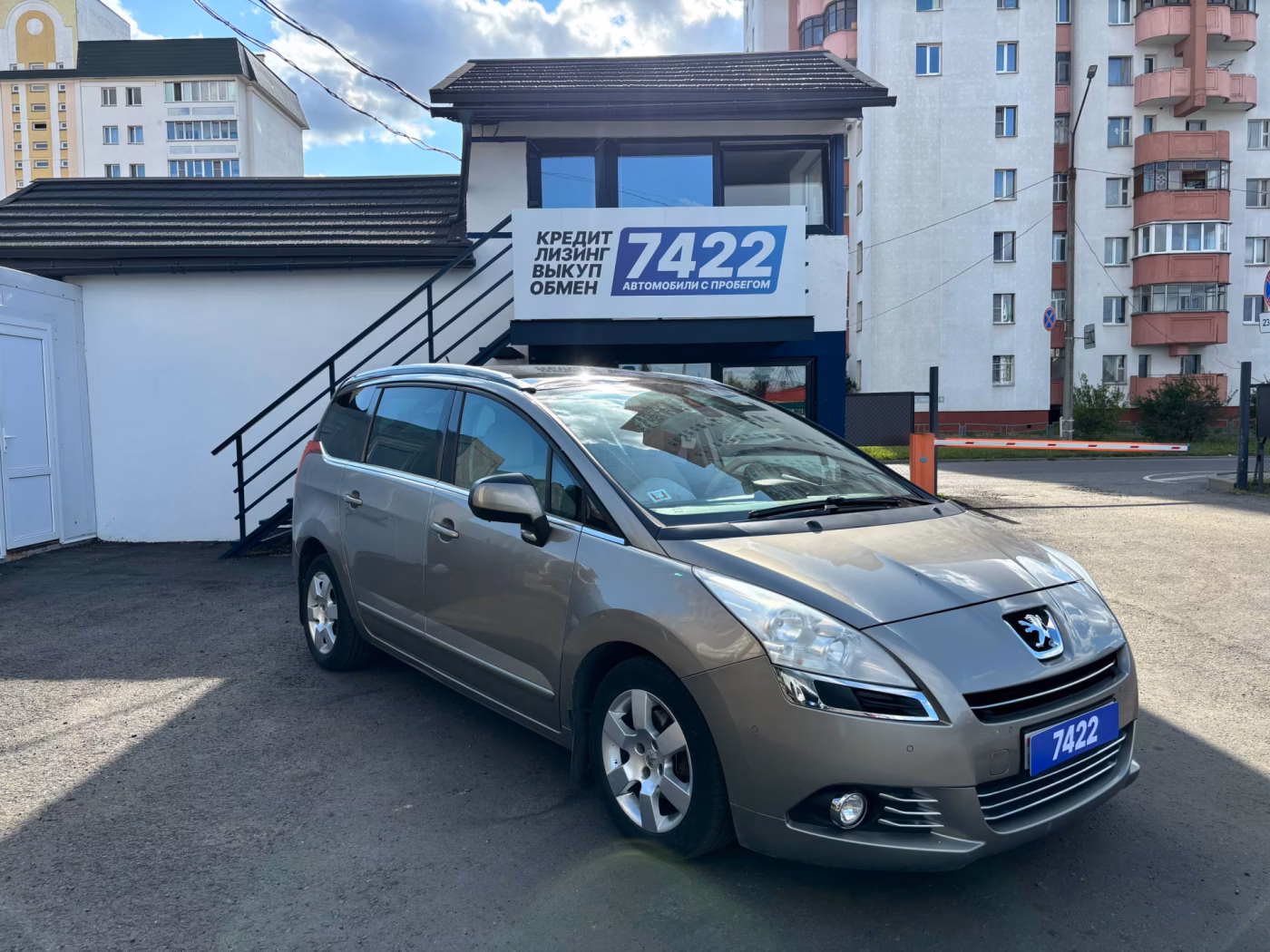 Peugeot 5008 фото 4