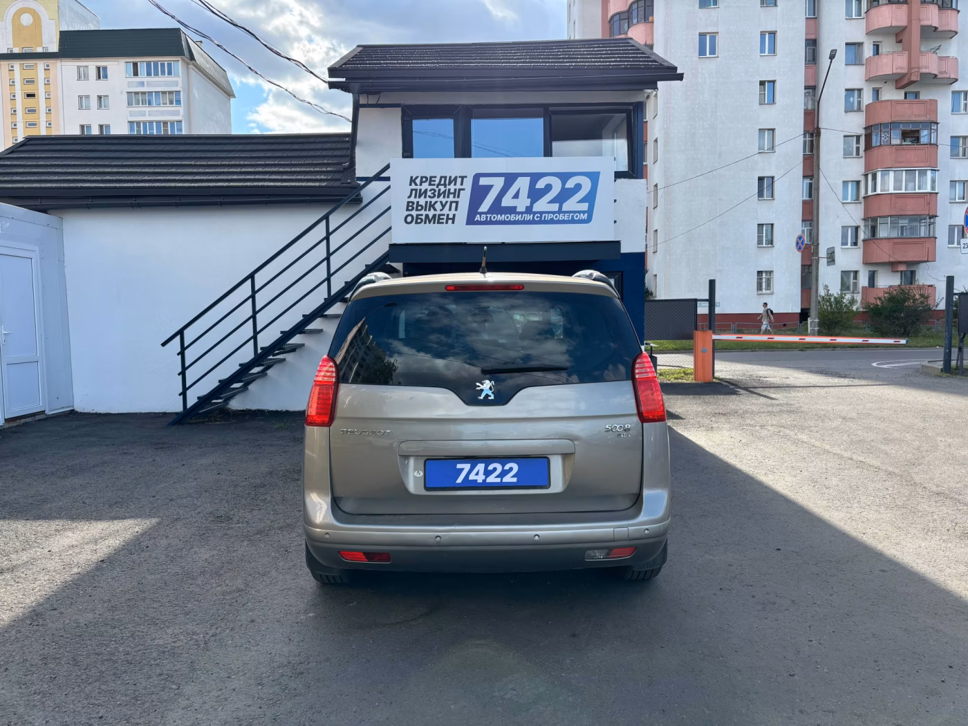 Peugeot 5008 фото 7