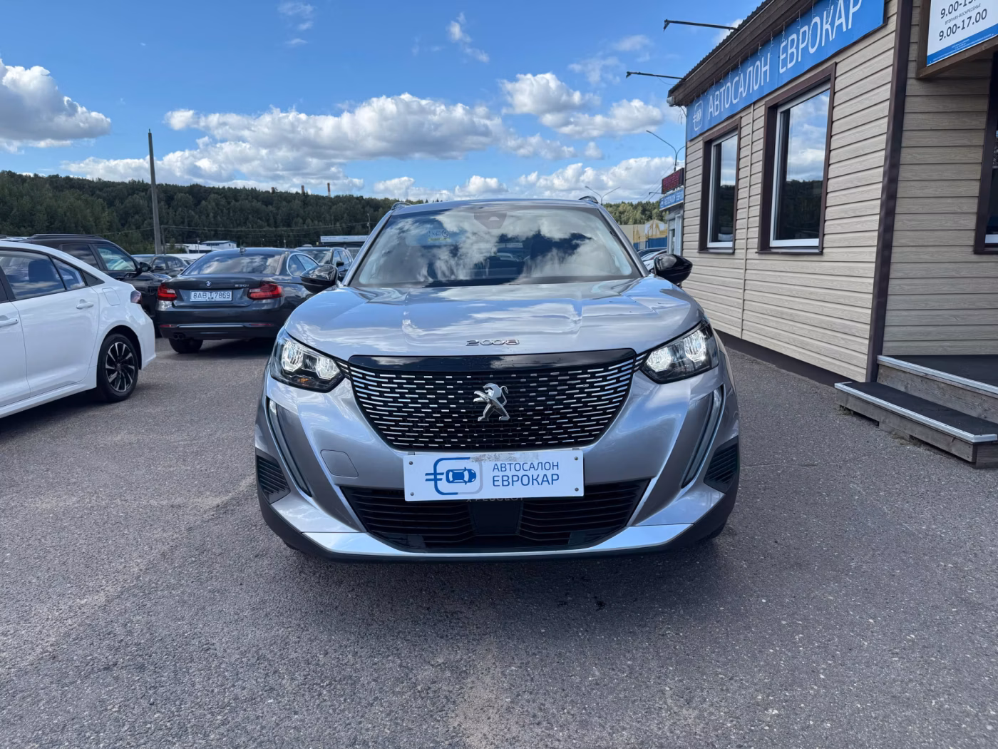 Peugeot 2008 фото 2