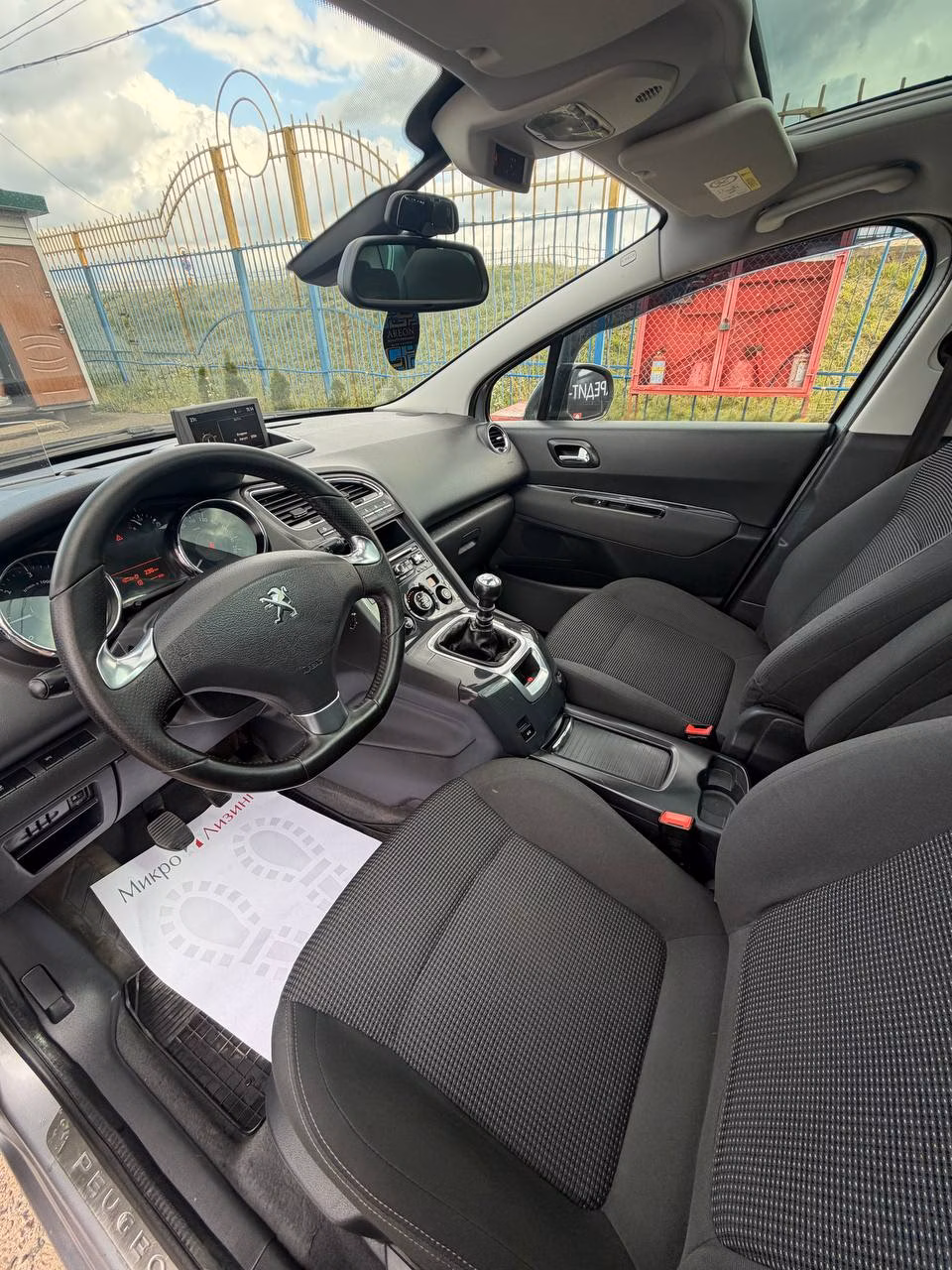 Peugeot 5008 фото 19