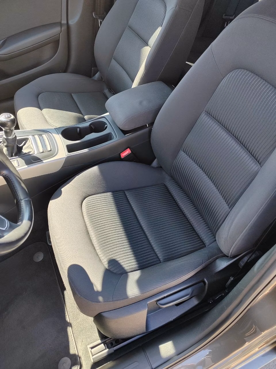 Audi A4 фото 8