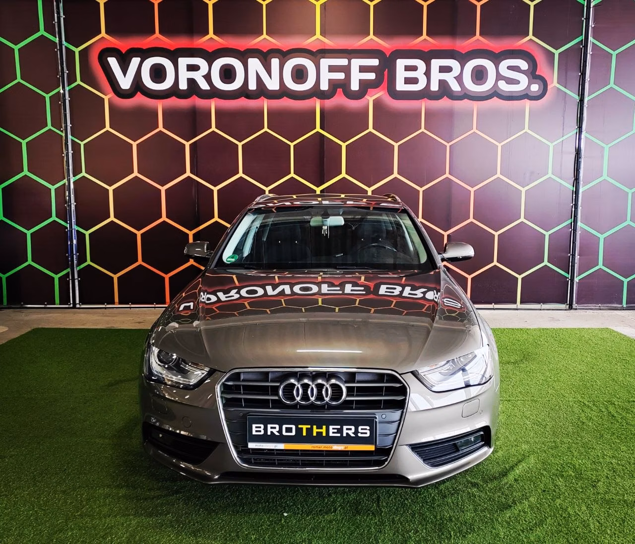 Audi A4 фото 2