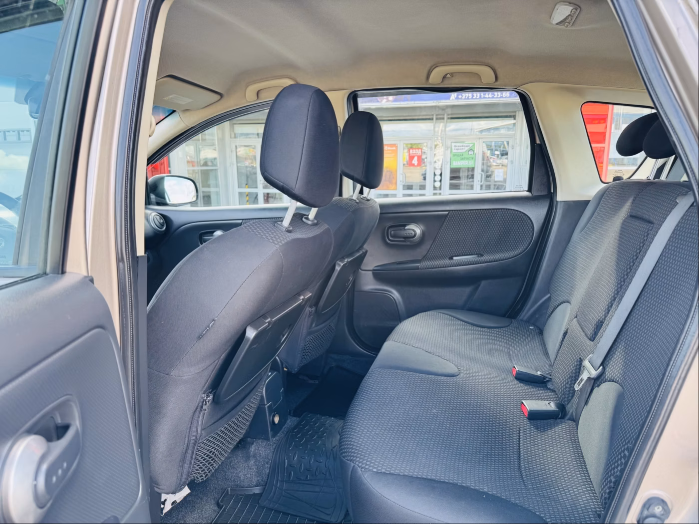 Nissan Note фото 6