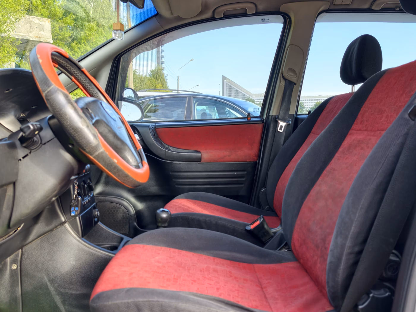 Opel Zafira фото 10