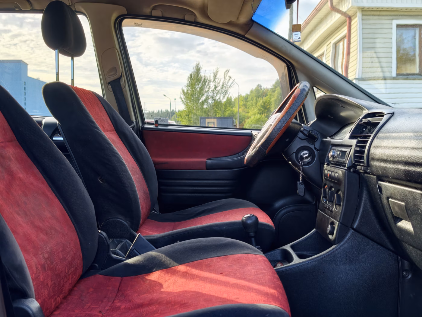 Opel Zafira фото 13