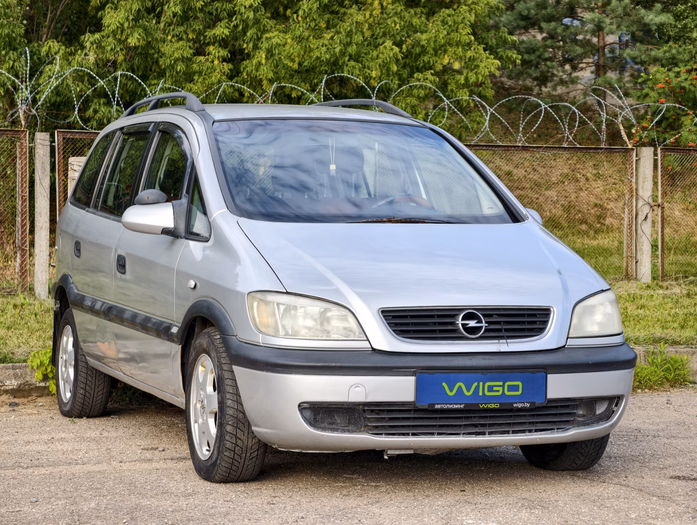 Opel Zafira фото 2