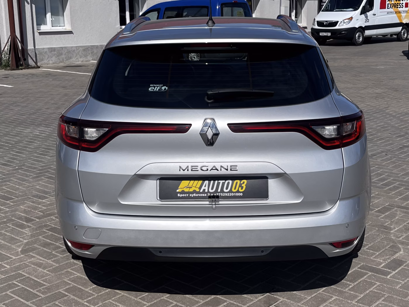 Renault Megane фото 9