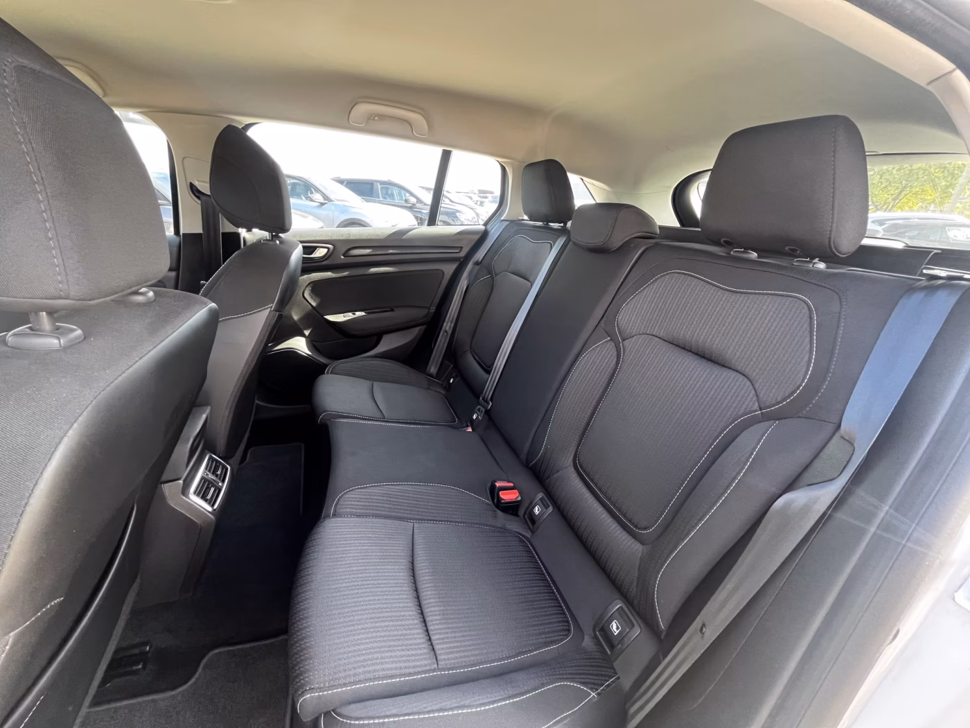 Renault Megane фото 16