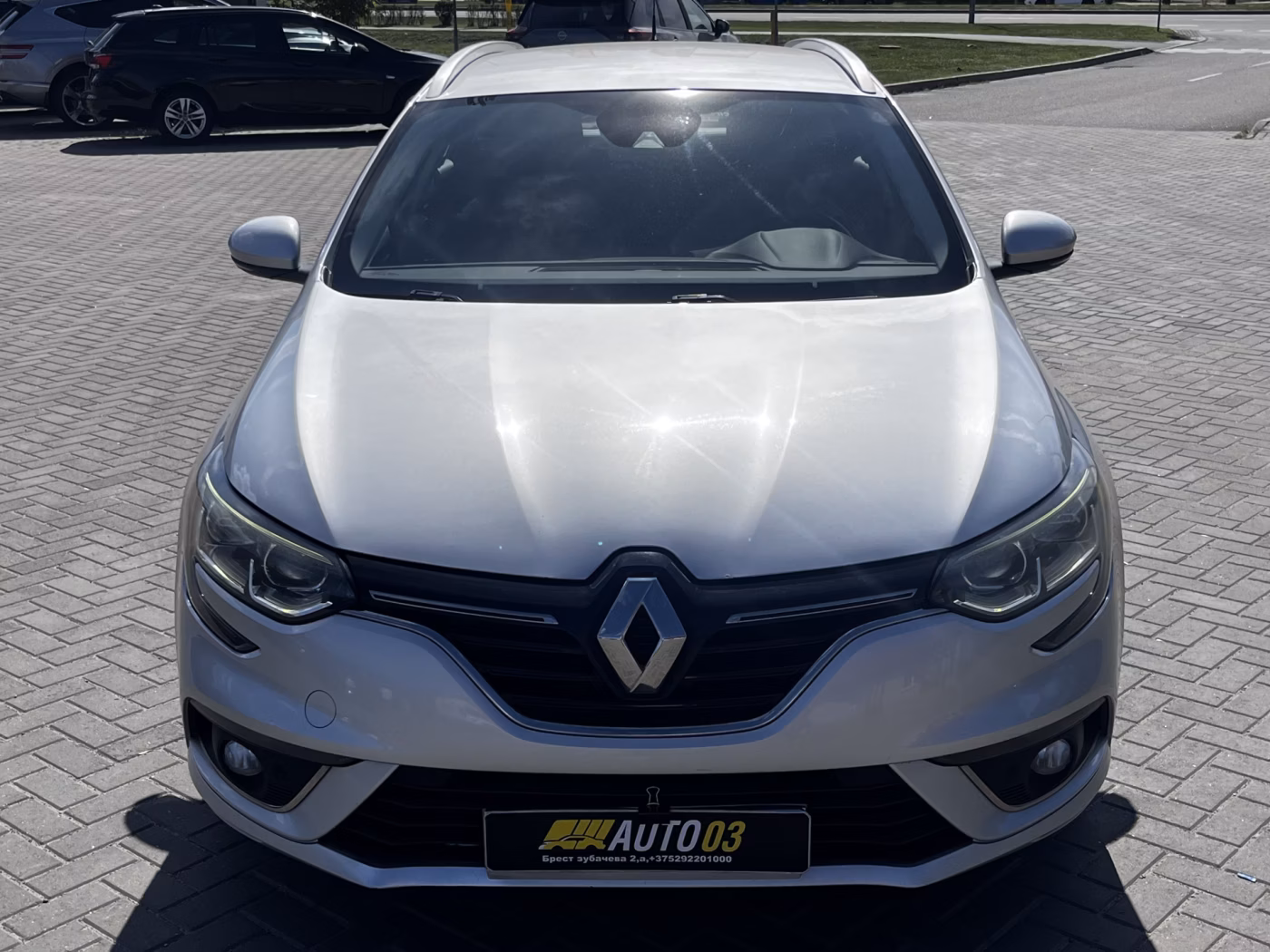 Renault Megane фото 3