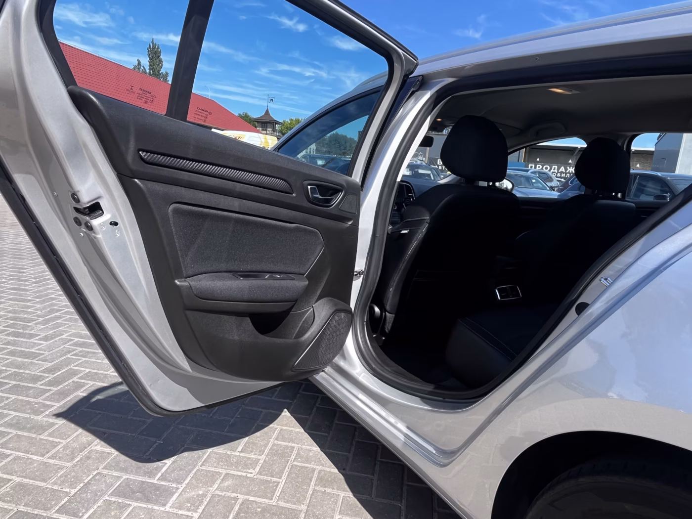 Renault Megane фото 17